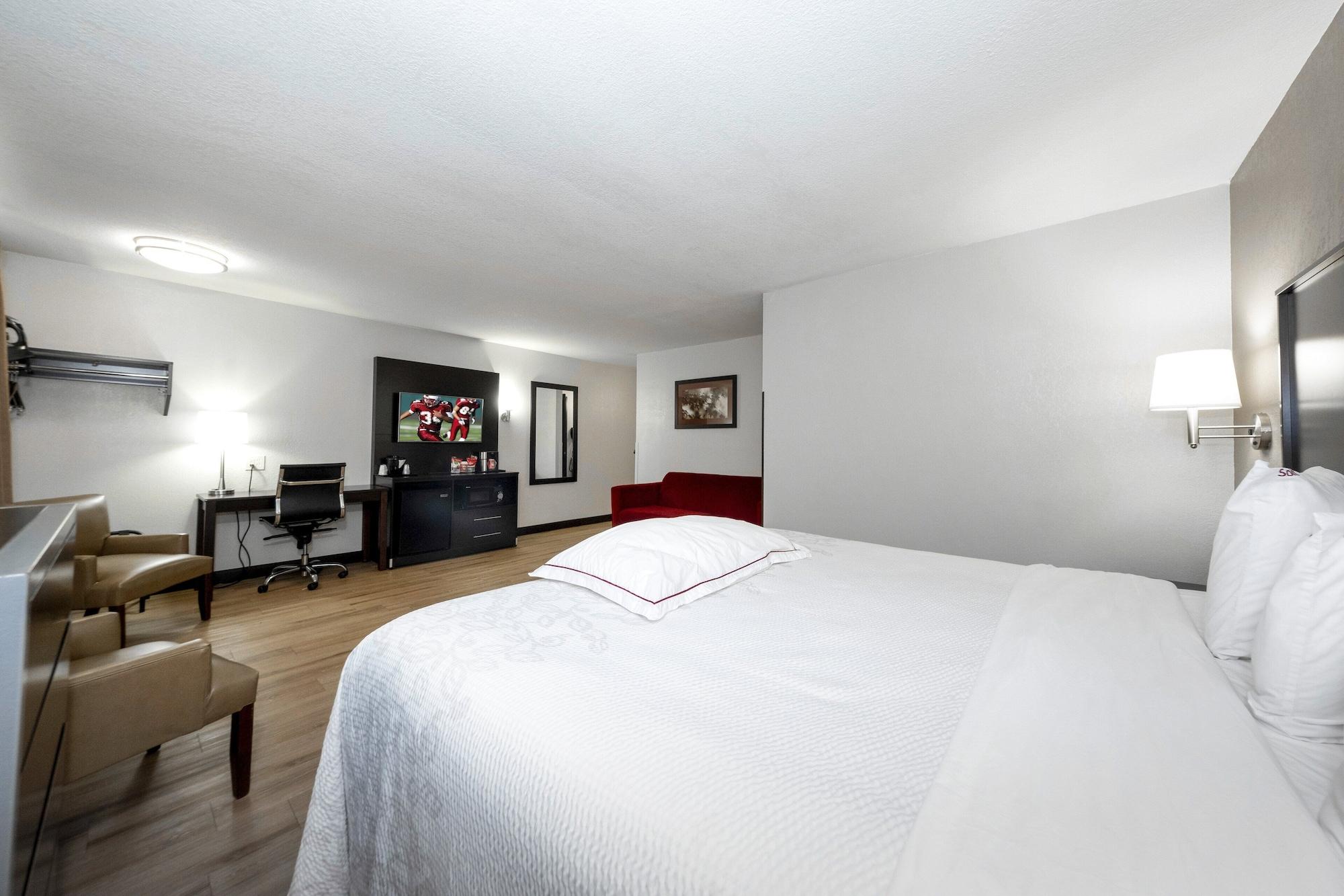Red Roof Inn Plus+ Huntsville Dış mekan fotoğraf