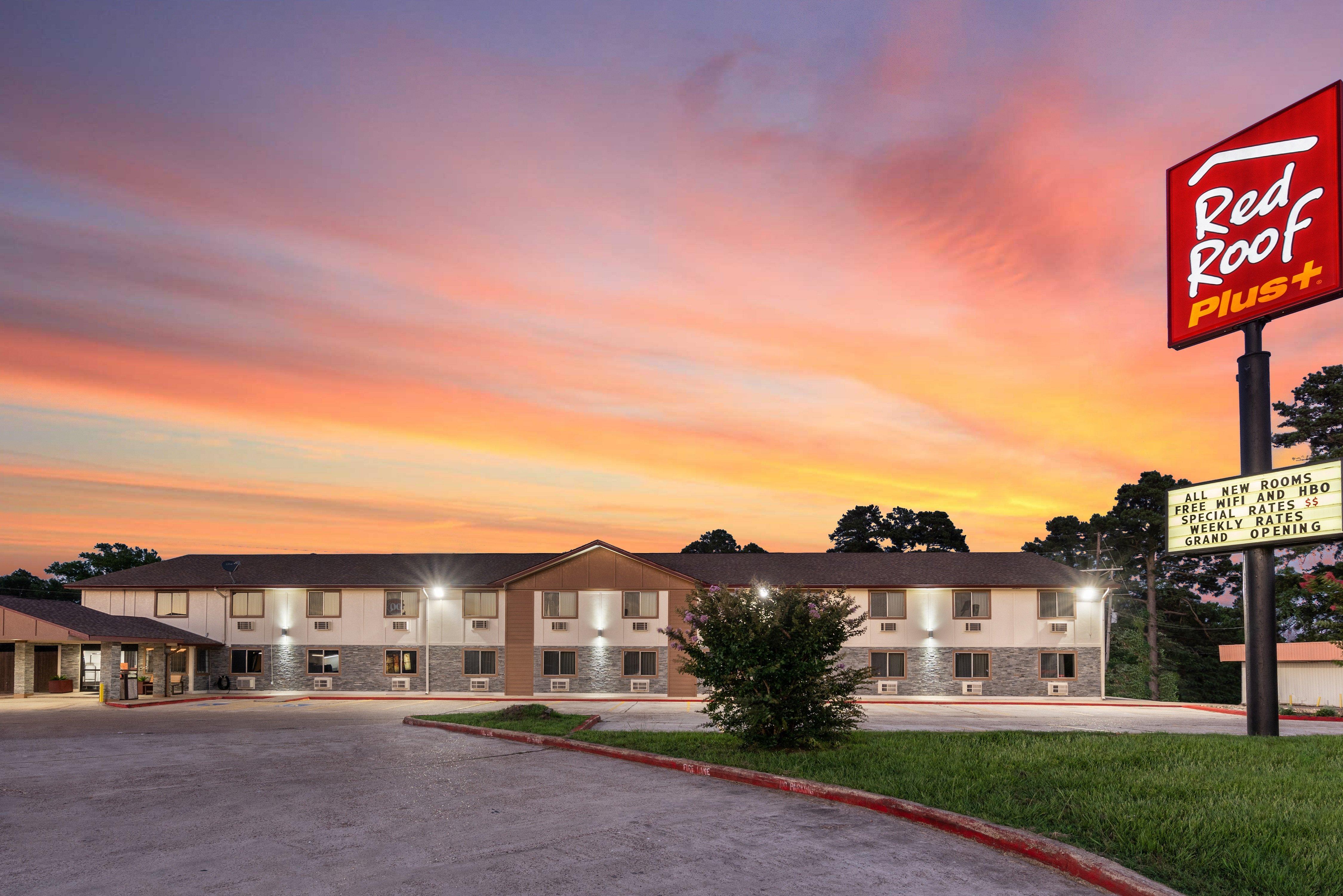 Red Roof Inn Plus+ Huntsville Dış mekan fotoğraf