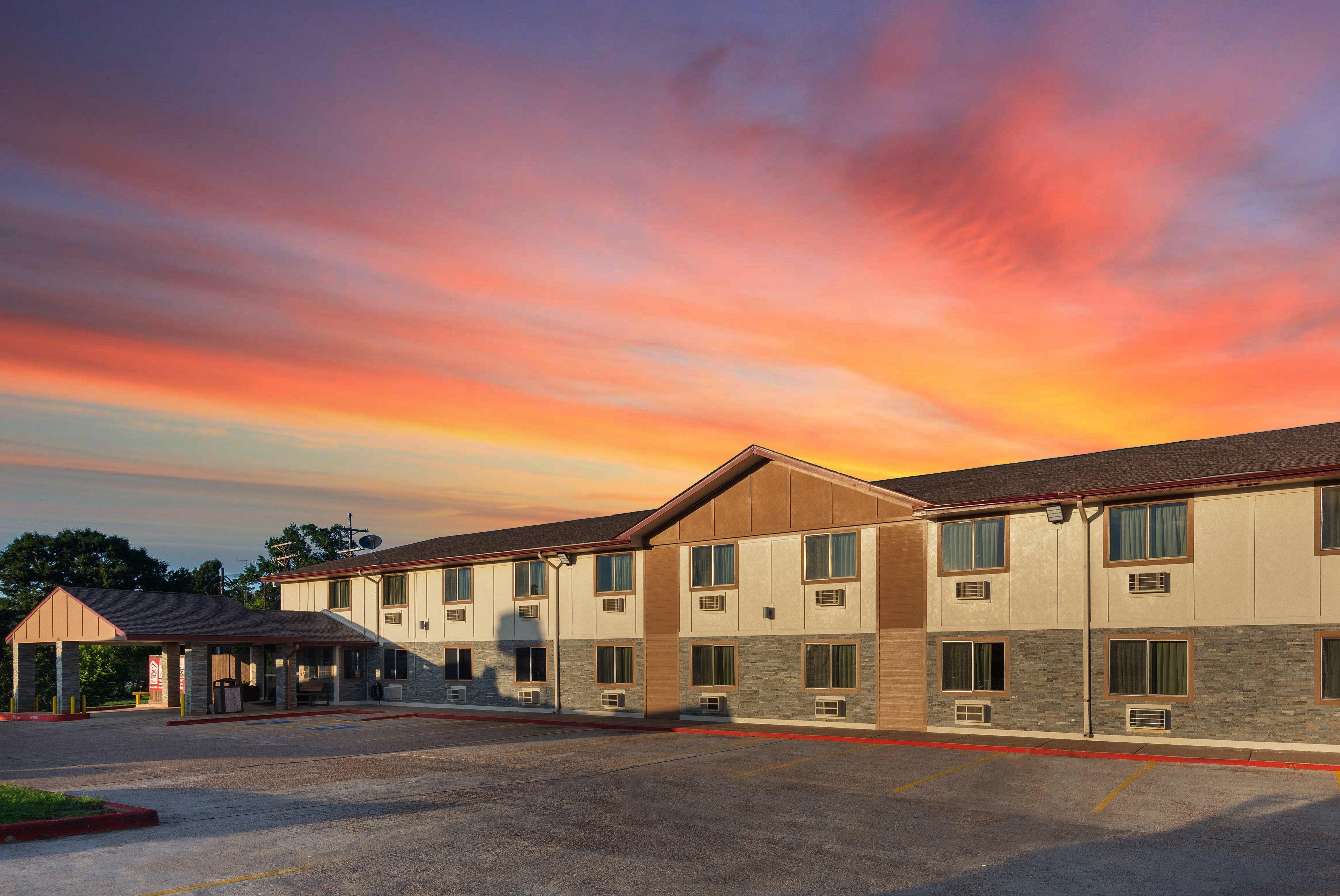Red Roof Inn Plus+ Huntsville Dış mekan fotoğraf